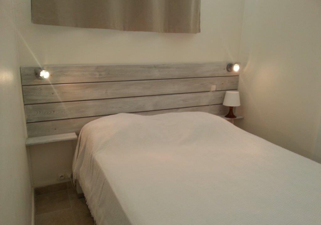 13Catalpas_Chambre3_SDB3