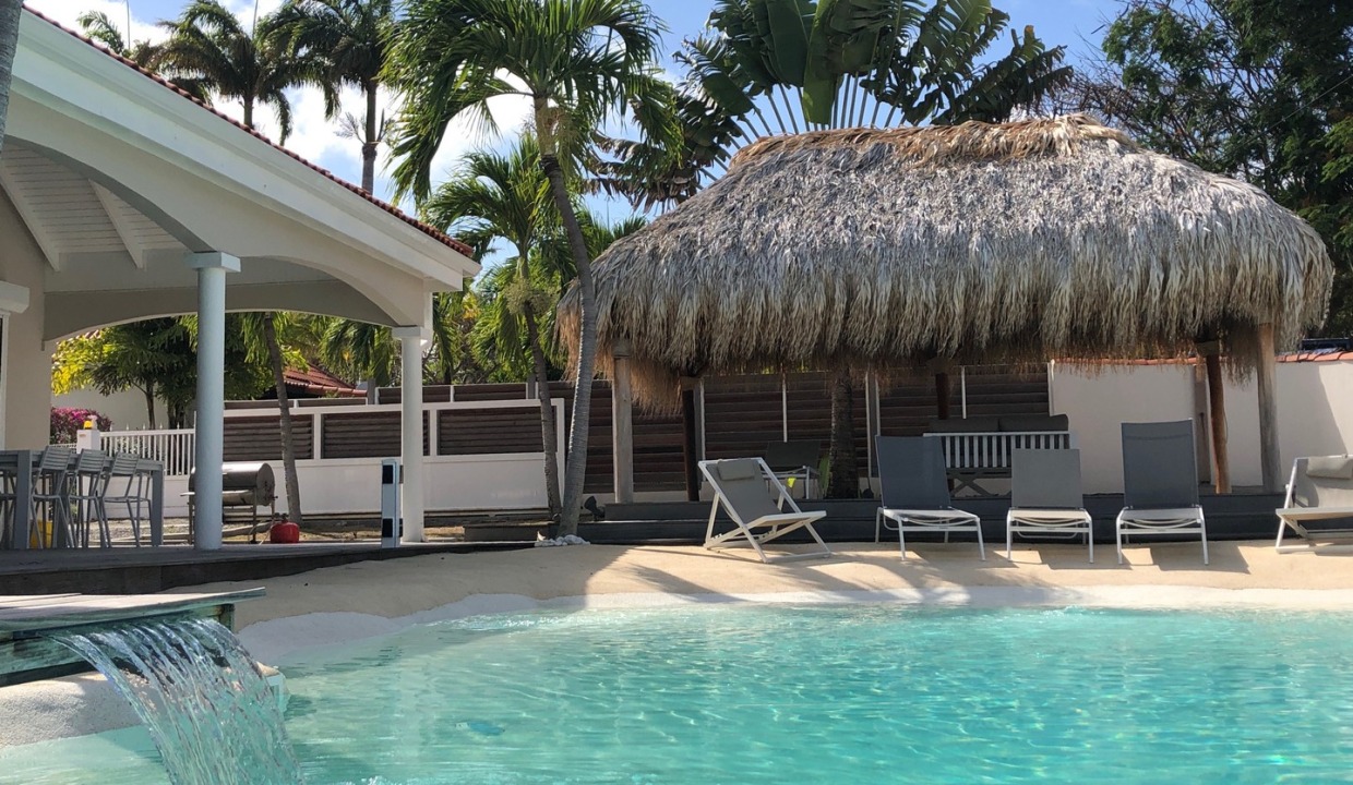 villa-carouge-martinique-kiosque-jardin