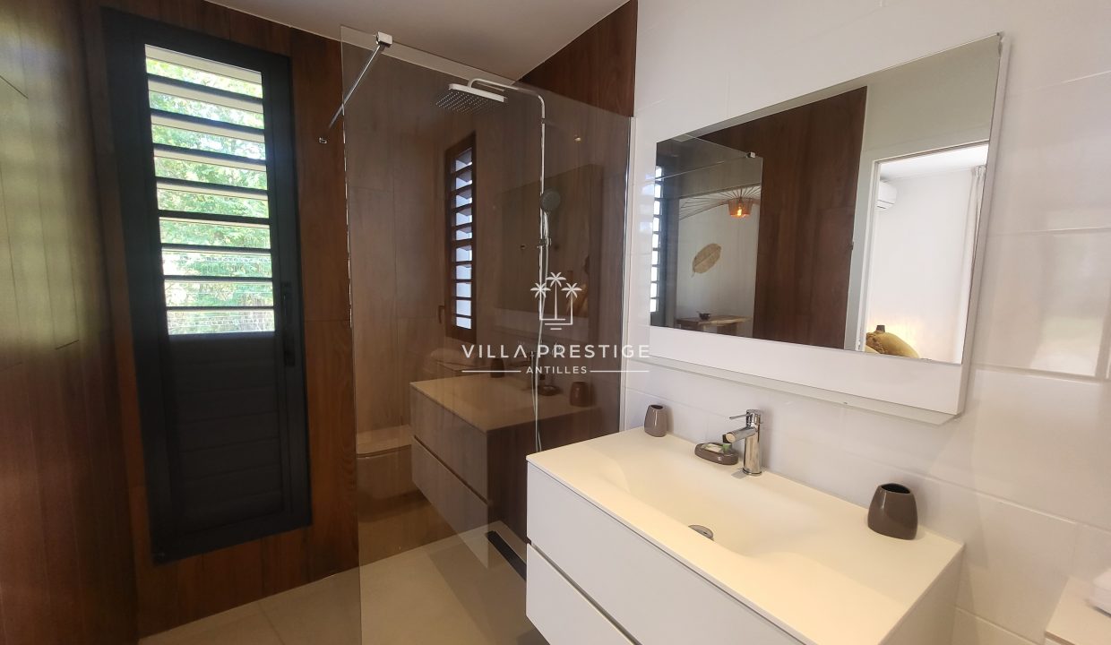 location saisonnière guadeloupe villa jubaea avec piscine vacances en famille vue mer