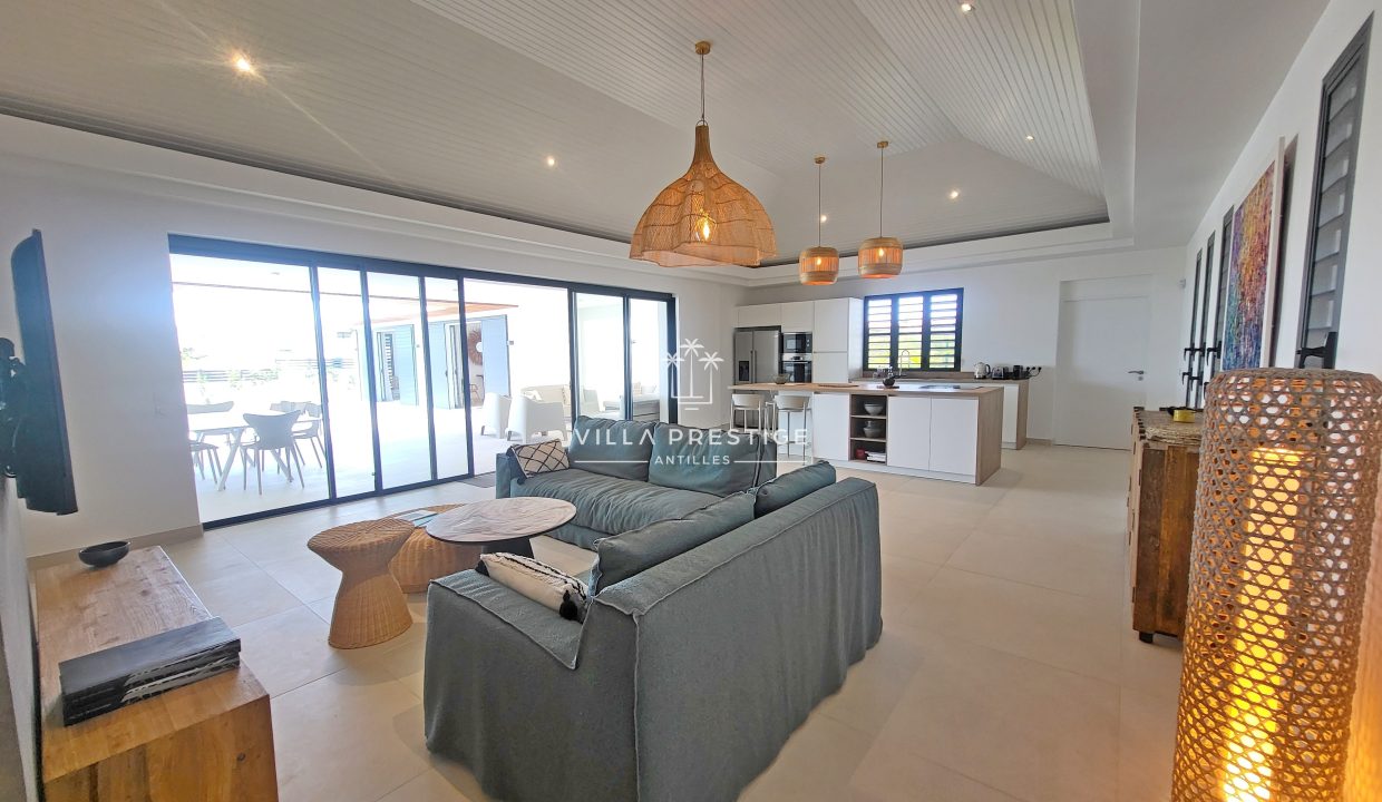 maison de location guadeloupe villa jubaea avec piscine vacances