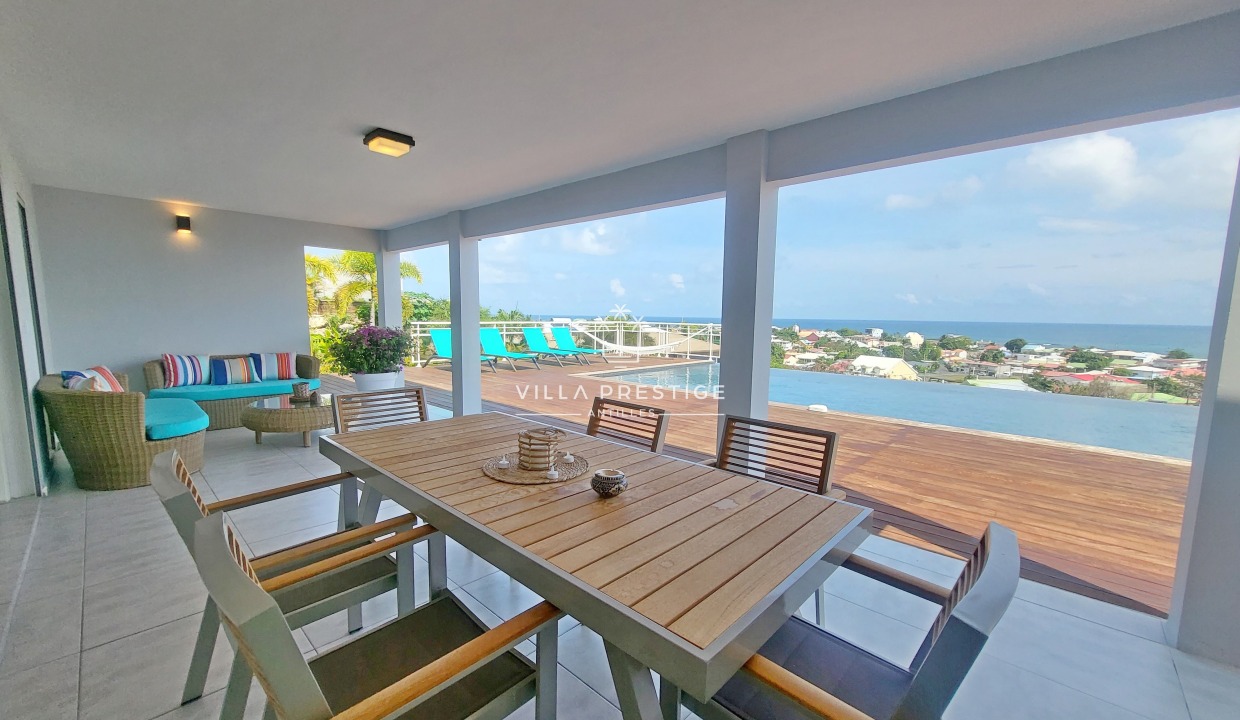 villa belleza avec piscine vacances en guadeloupe vue mer standing