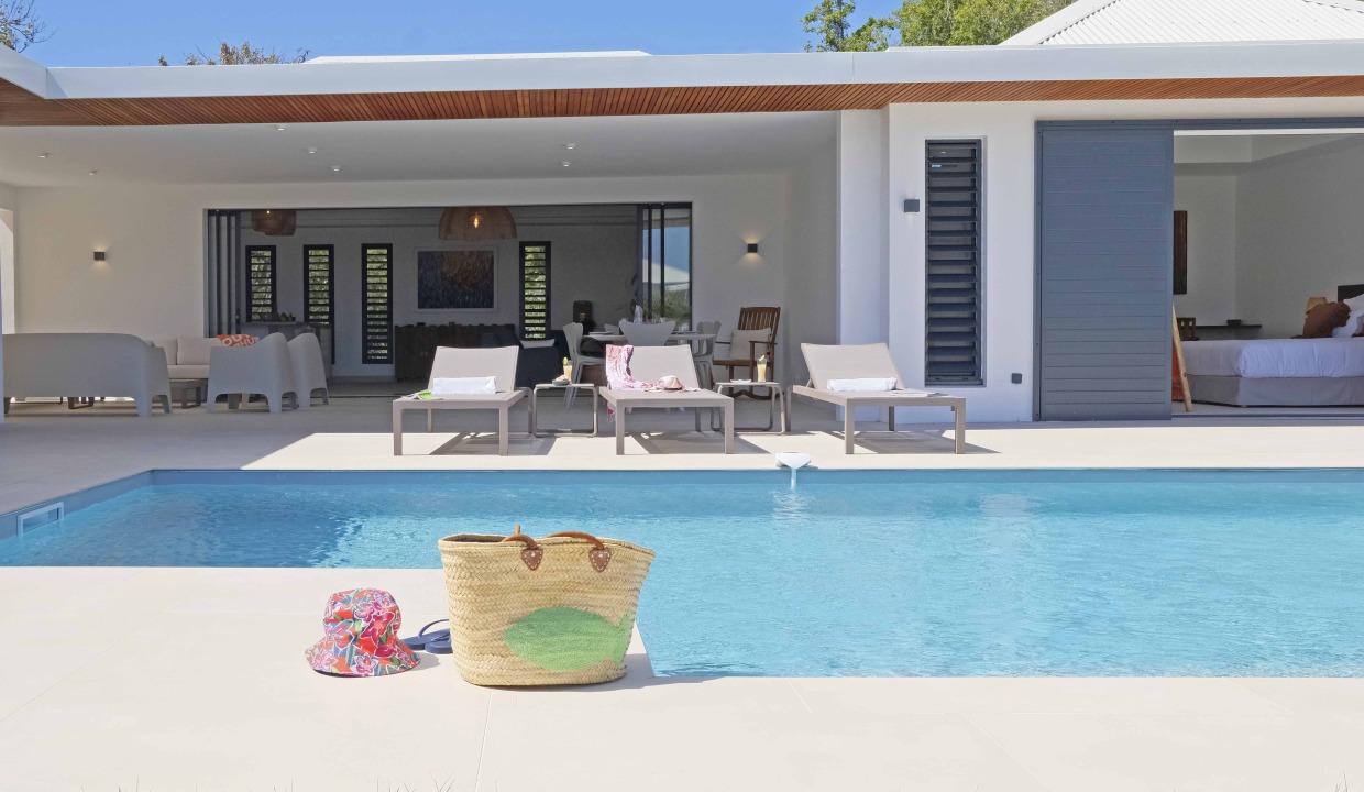 location saisonnière guadeloupe villa jubaea avec piscine vacances en famille vue mer